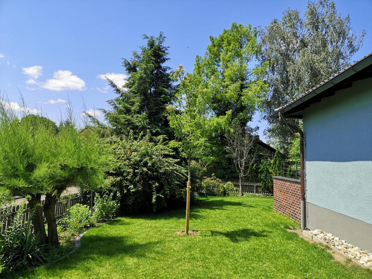 Haus Zur Lachenden Lieselotte I 5 Minuten Zu Fuss Zum Kostenlosen Naturbad I Messenaehe I Waldnaehe Villa Postbauer-Heng Bagian luar foto